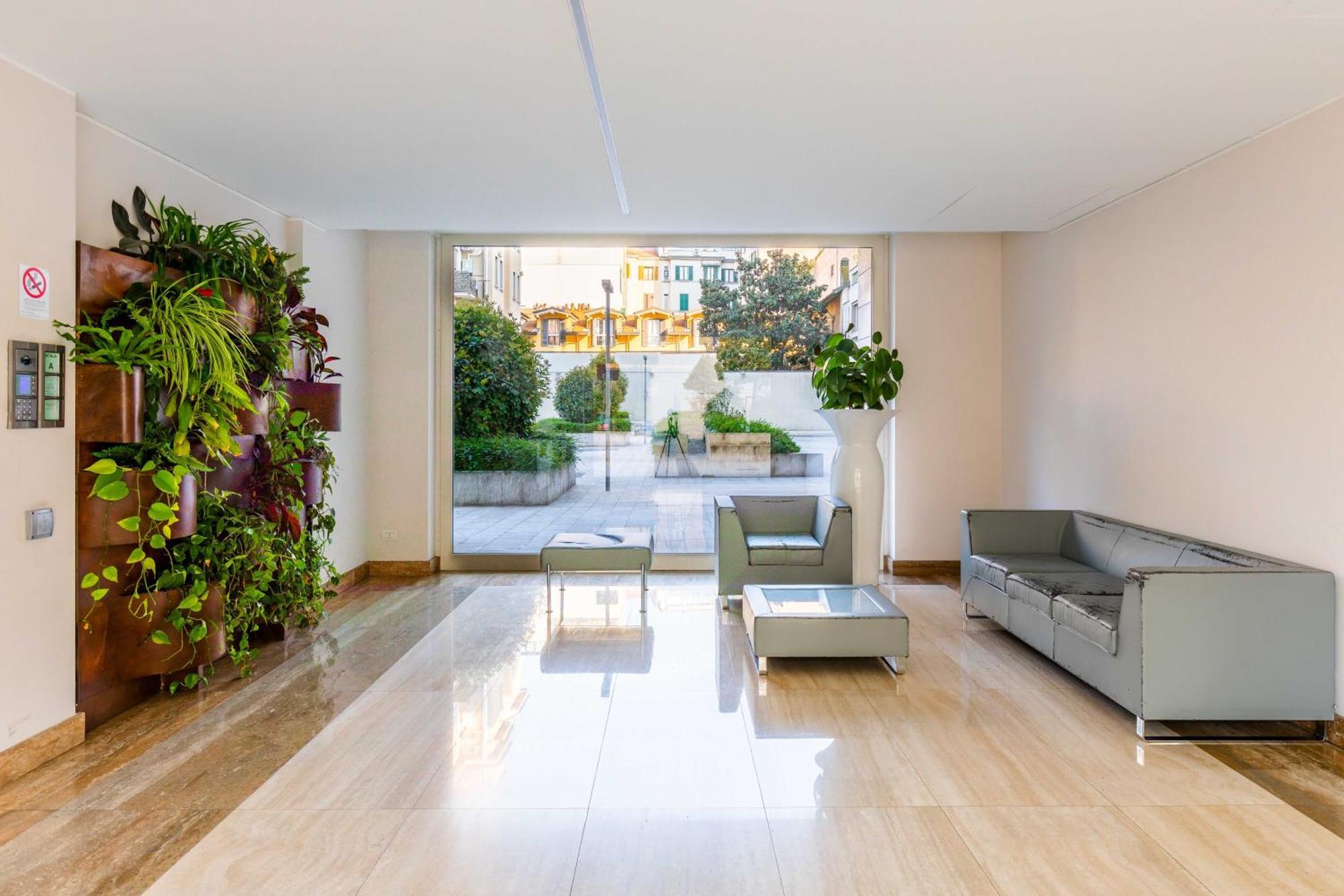 Luxury Apartment - Free Private - Parking Maestri Campionesi 16 Milan Exterior photo